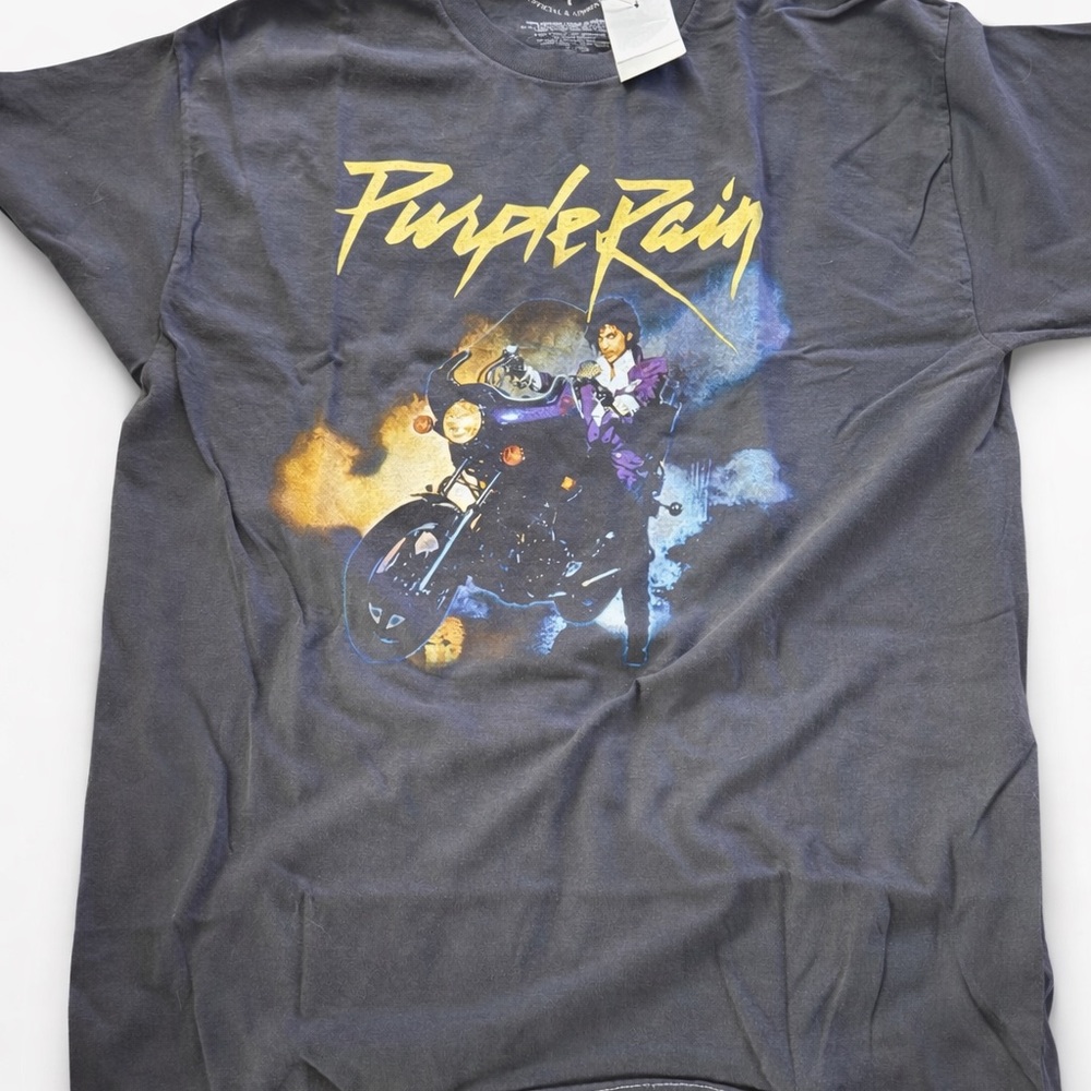Prince 'Purple Rain' Graphic Tee - Black/ size small
